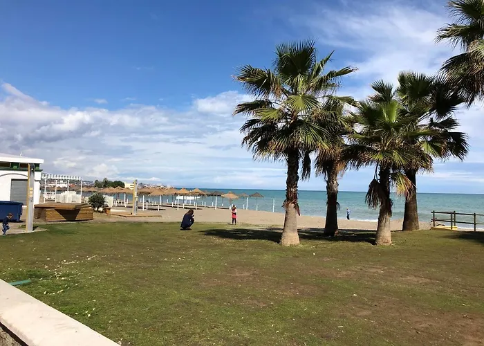 Beautiful Modern Apartment 100M From The Sea